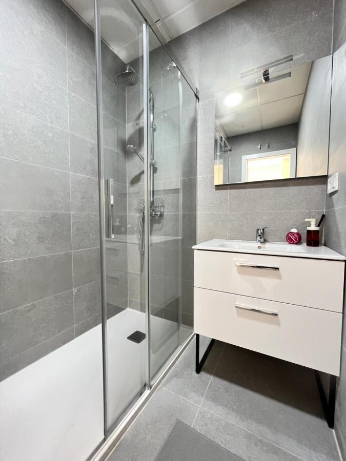 Acogedor Infanta Mercedes Apartment มาดริด ภายนอก รูปภาพ