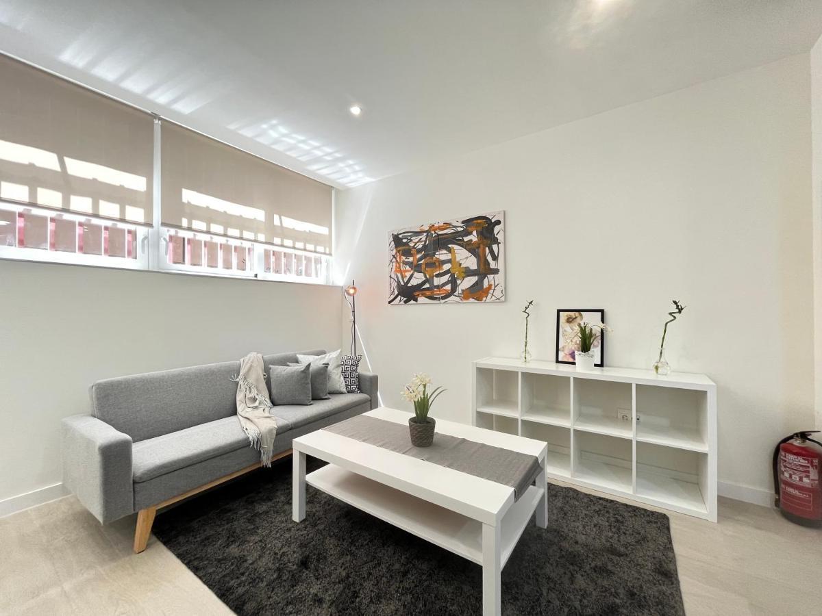 Acogedor Infanta Mercedes Apartment มาดริด ภายนอก รูปภาพ