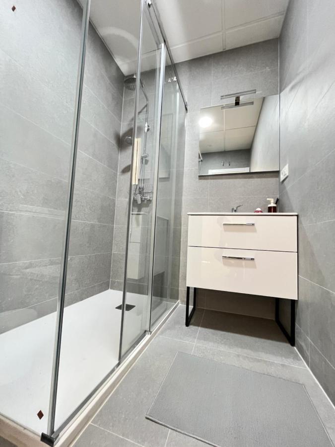 Acogedor Infanta Mercedes Apartment มาดริด ภายนอก รูปภาพ