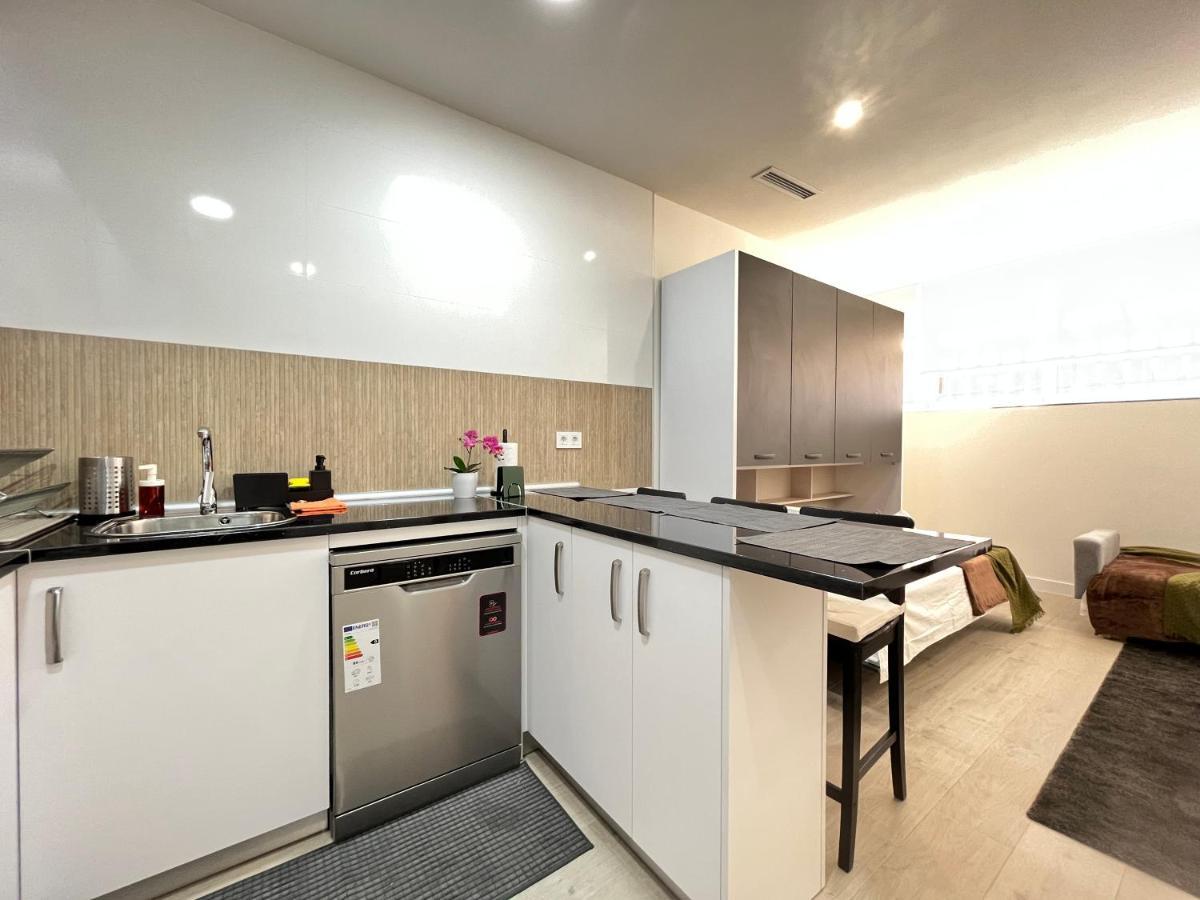 Acogedor Infanta Mercedes Apartment มาดริด ภายนอก รูปภาพ